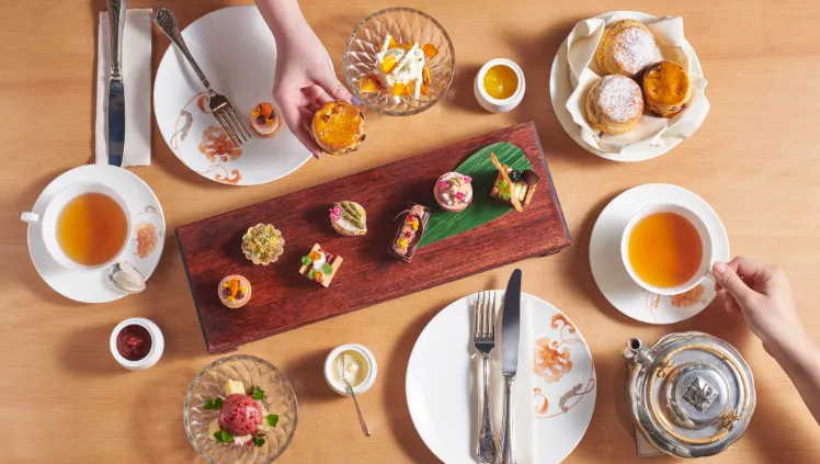 Afternoon Tea at The LIBRARI