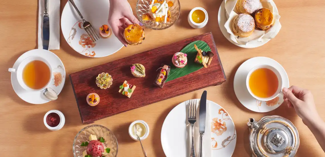 The LIBRARI high tea